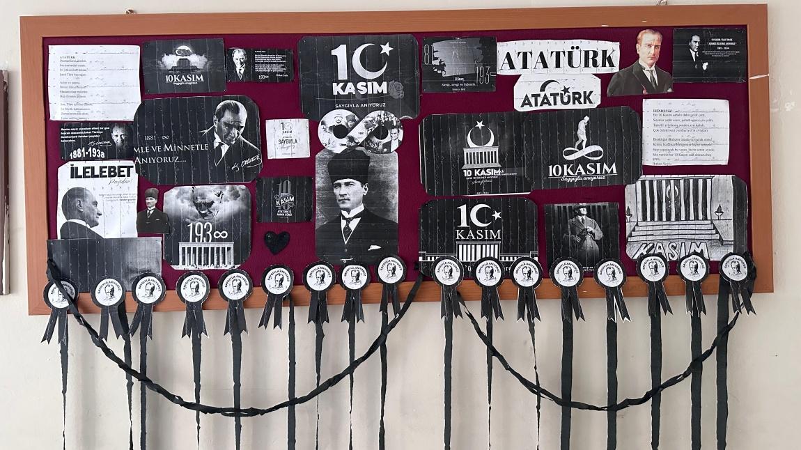 10 KASIM GAZİ MUSTAFA KEMAL ATATÜRK'Ü ANMA GÜNÜ KAPSAMINDA PANO ÇALIŞMASI YAPILDI.